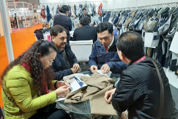 Doanh nghiệp Việt Nam tìm kiếm nguồn hàng Dệt May tại Ấn Độ